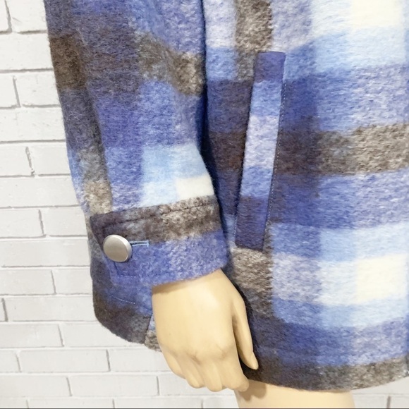 Zara Women’s Plaid Premium Overshirt - Picture 8 of 11